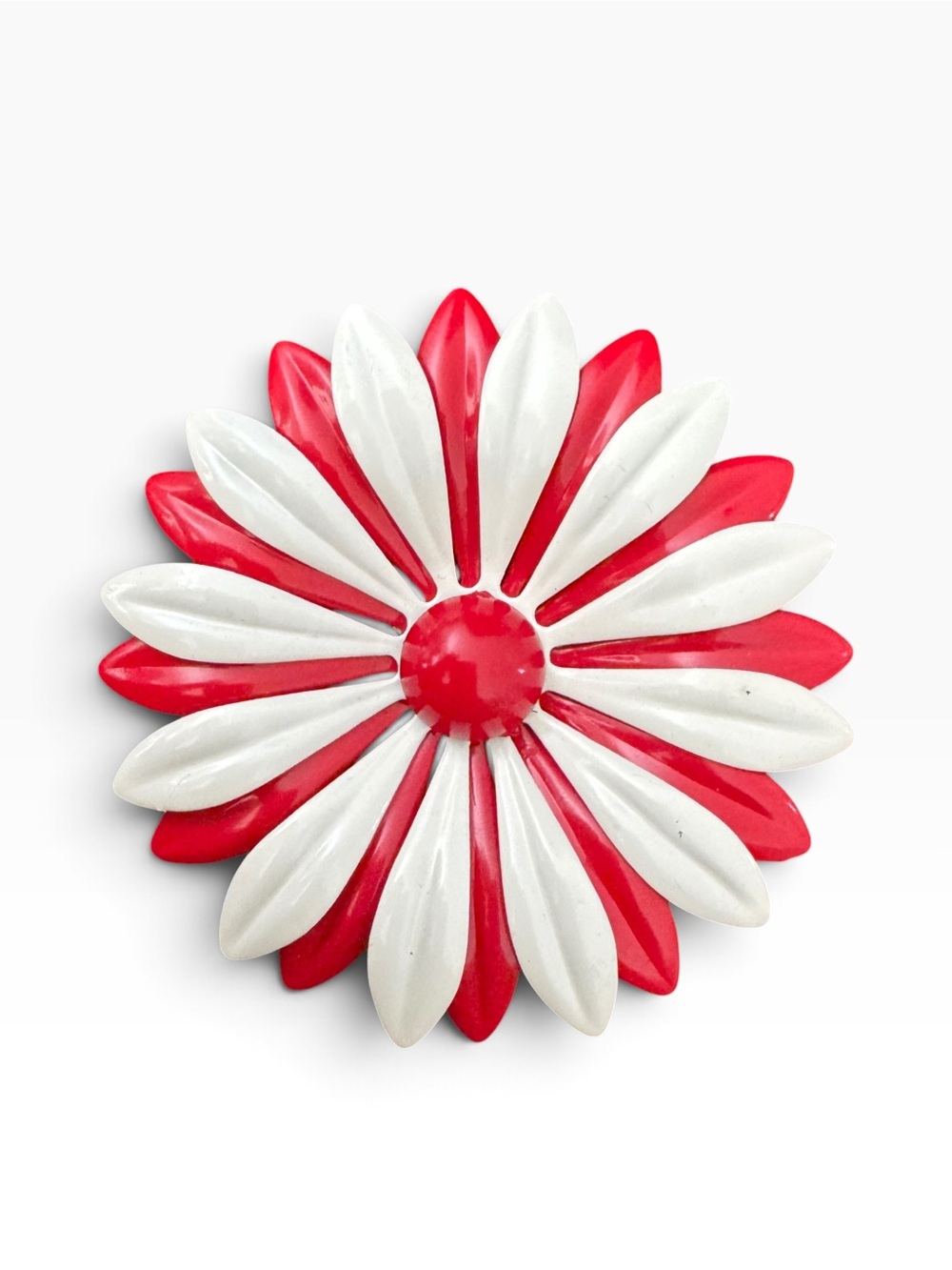 60s Vintage 70s Flower Pin Red White Peppermint Metal Flower Mod Enamel 2.5”